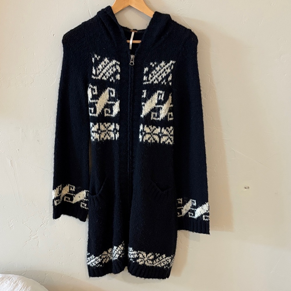 Free People Black and White Hooded Women’s Cardigan Long Length Size XS